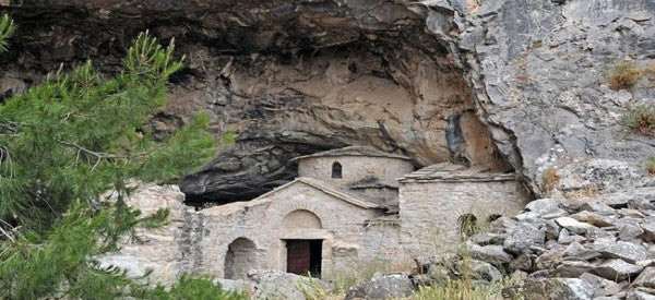 «Δεν πίστευα στα μάτια μου με τα πειράματα του ΝΑΤΟ στην σπηλιά του Νταβέλη»